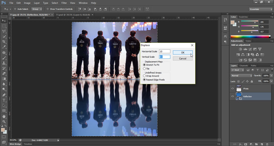 Set Displacement Map as Stretch To Fit and set Undefined Areas as Repeat Edge Pixels